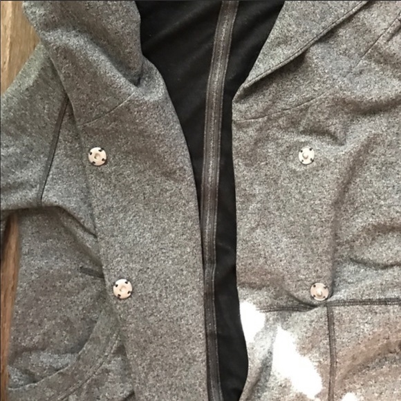 EUC Lululemon button up jacket size 4 - Picture 5 of 8